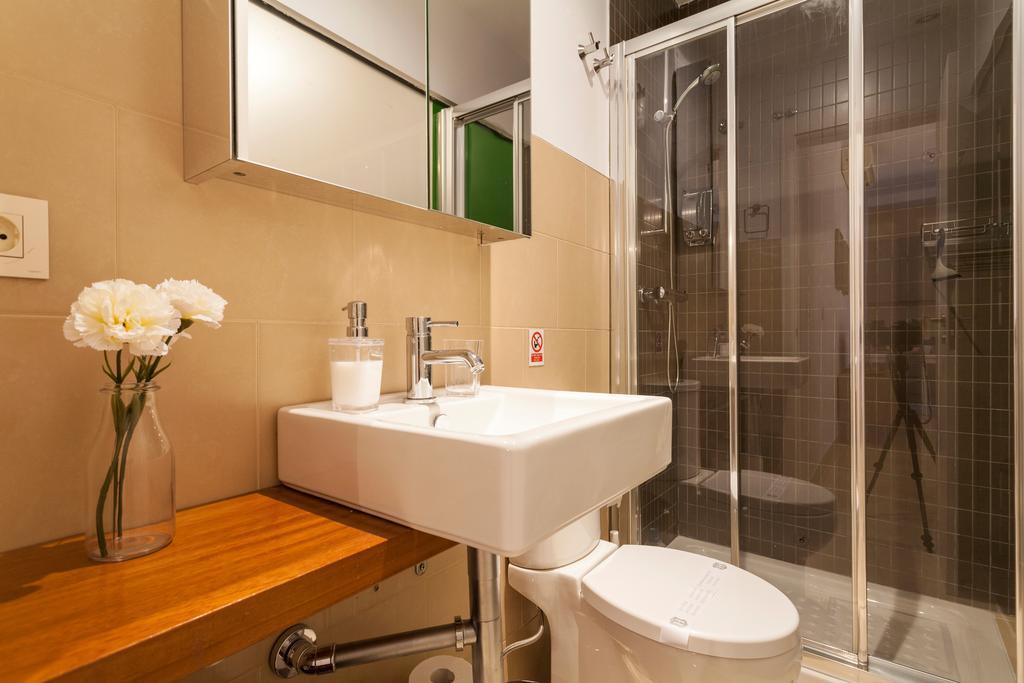 Homefeel Alameda Seville Exterior photo
